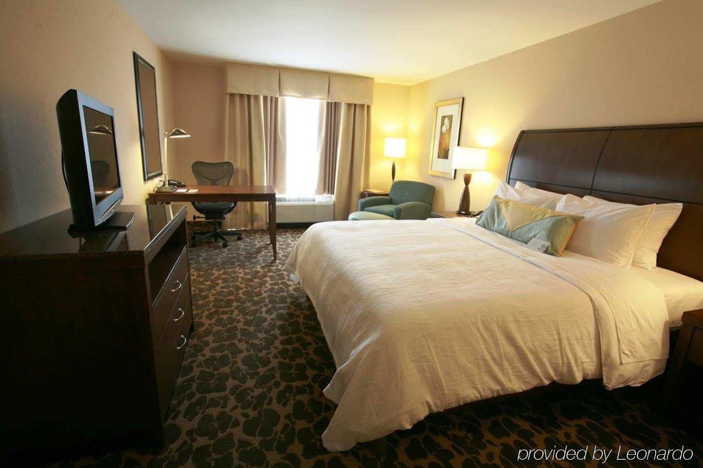 Hilton Garden Inn Charlotte/Concord Dış mekan fotoğraf